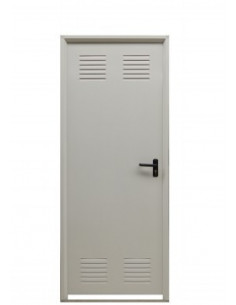 Puerta metálica lacada...
